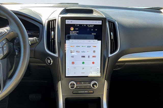 Certified 2023 Ford Edge SE image 13