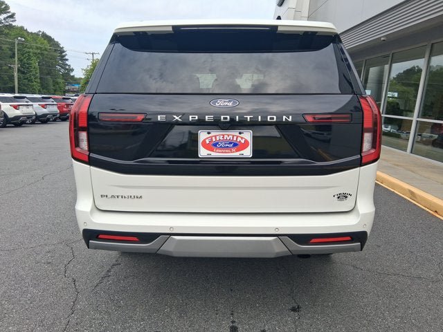 Certified 2025 Ford Expedition Platinum w/ Driver's Package AWD/4WD image 7