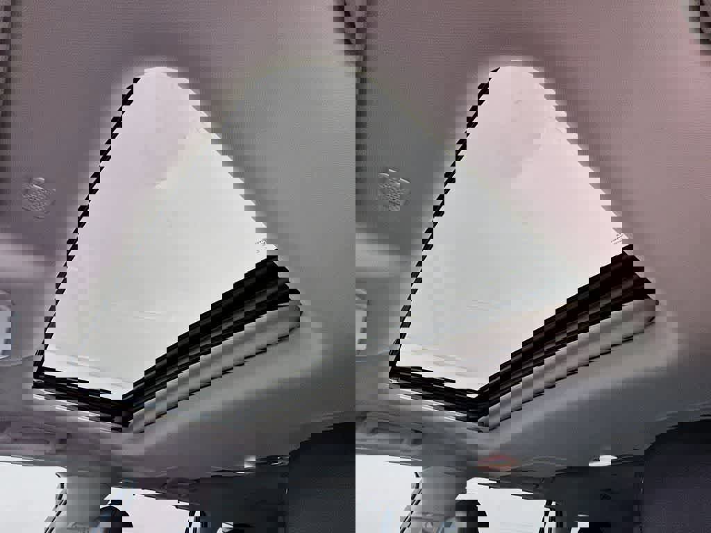 Used 2020 Toyota Highlander XLE image 31