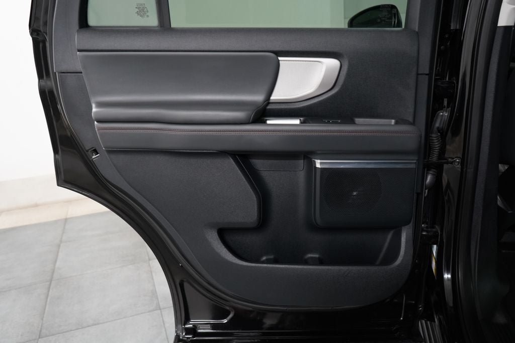 Certified 2025 Ford Expedition Active AWD/4WD image 27