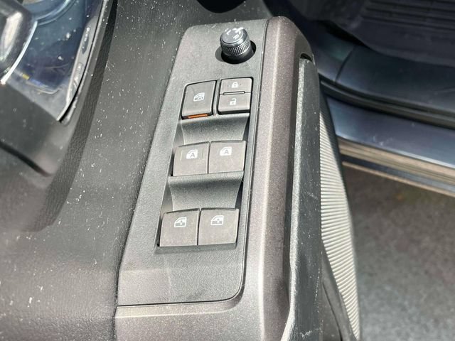 Used 2021 Toyota Tacoma TRD Off-Road w/ Technology Package RWD image 25