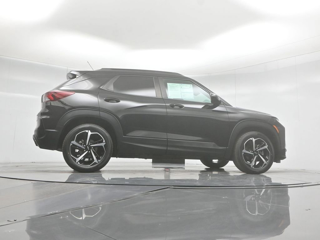 Used 2021 Chevrolet TrailBlazer RS image 11