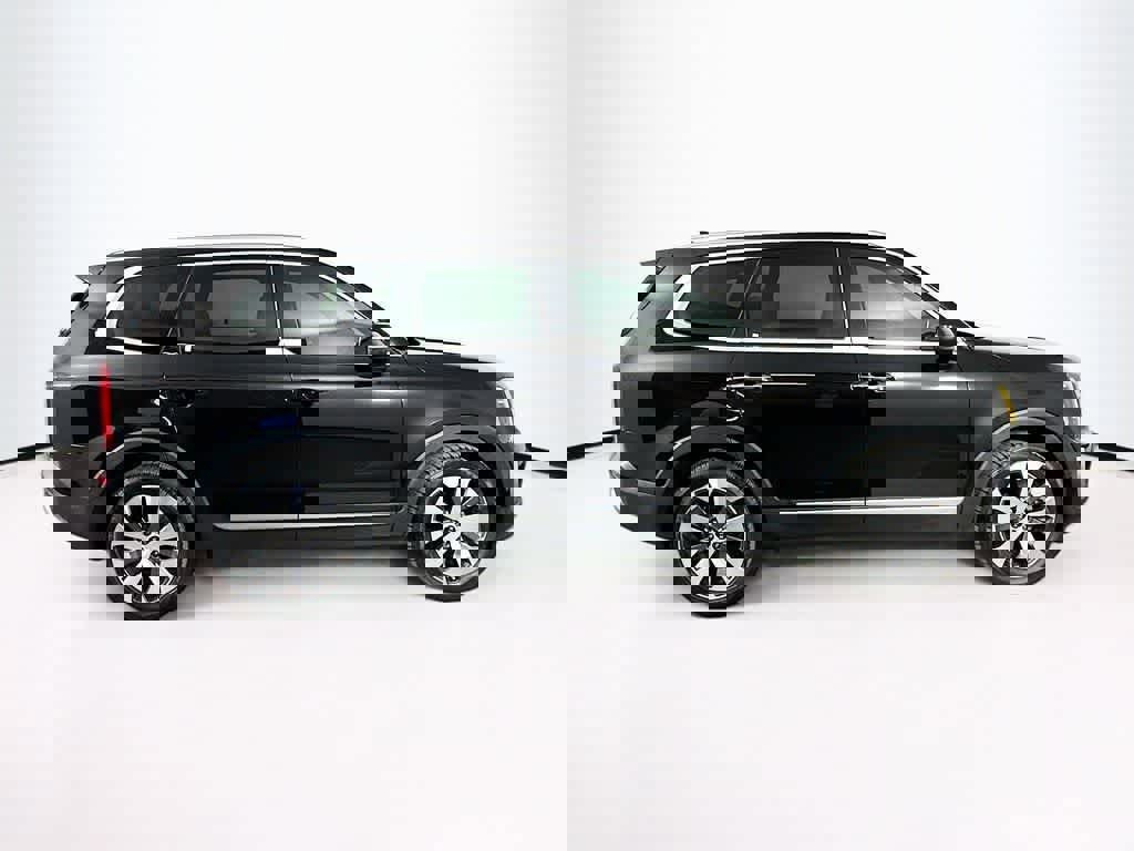 Used 2021 Kia Telluride S image 6