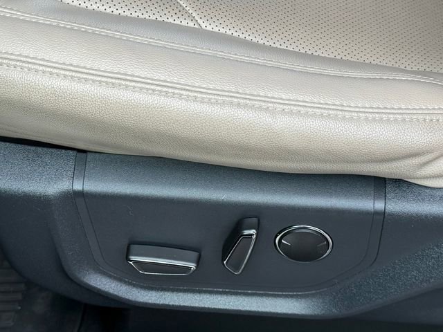 Certified 2023 Ford Expedition Limited image 7