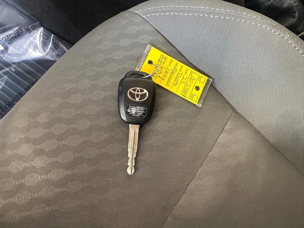 Used 2023 Toyota Tacoma SR image 38