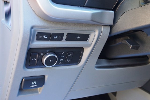 Certified 2022 Ford F150 XLT w/ Equipment Group 302A High image 20