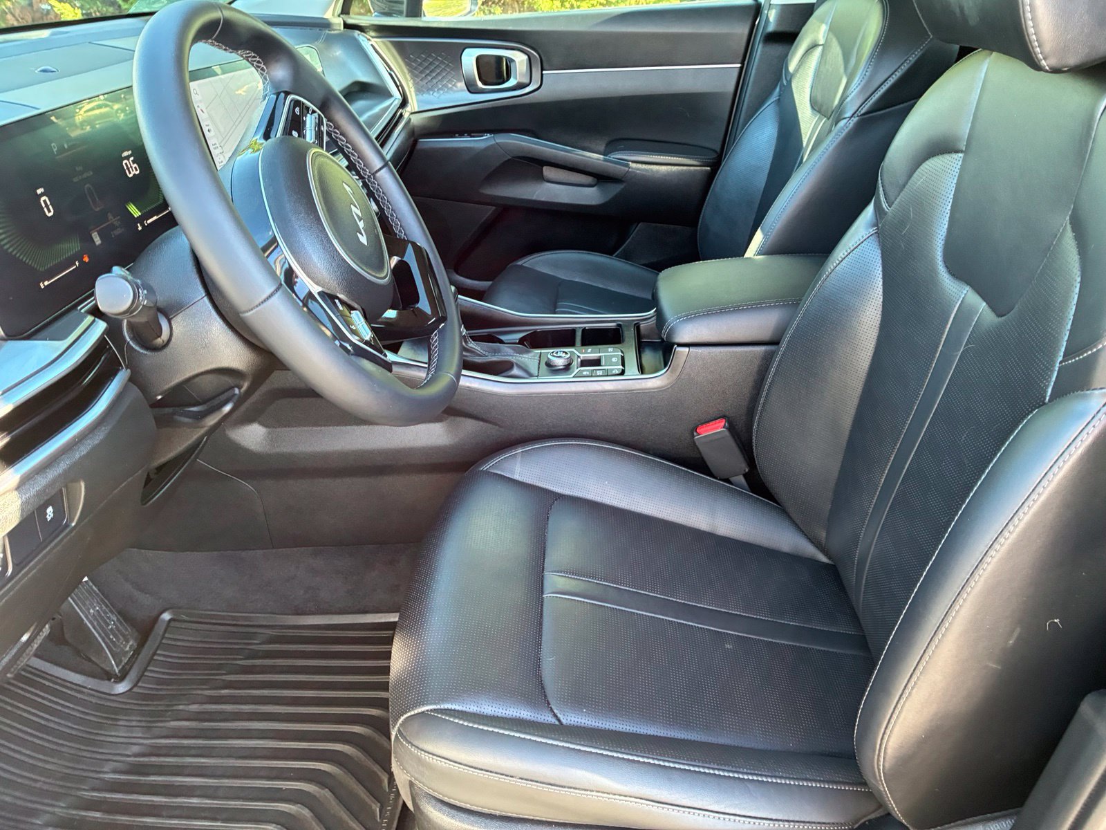 Used 2025 Kia Sorento S w/ Panoramic Sunroof Package FWD image 12