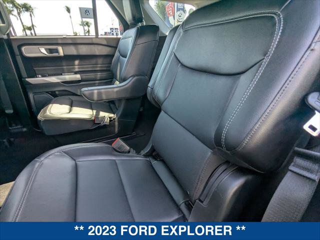 Certified 2023 Ford Explorer Limited w/ Equipment Group 301A RWD image 21