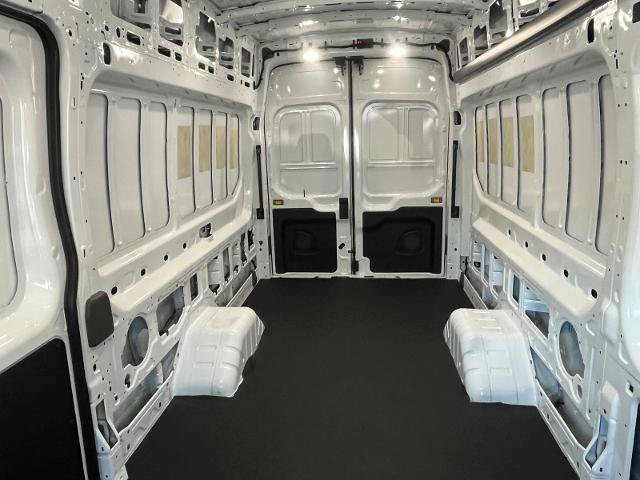Certified 2025 Ford Transit 350 148 High Roof Extended DRW RWD image 9