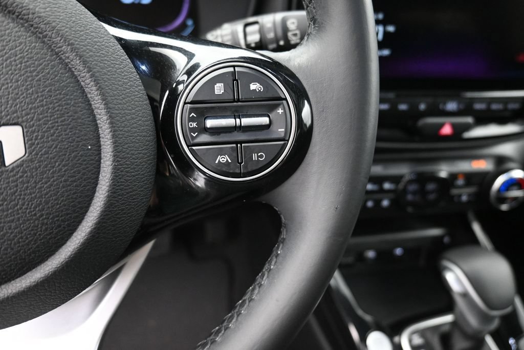 Used 2023 Kia Soul EX FWD image 6