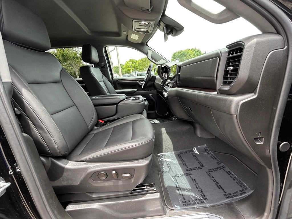 Used 2026 GMC Sierra 1500 SLT RWD image 26