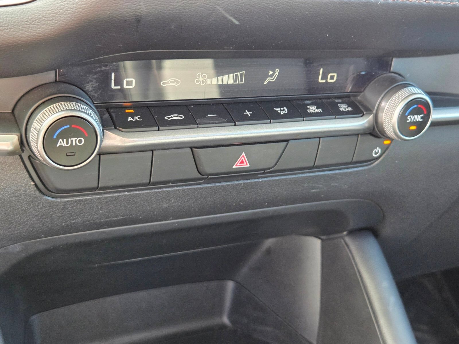 Used 2025 MAZDA MAZDA3 s FWD image 22