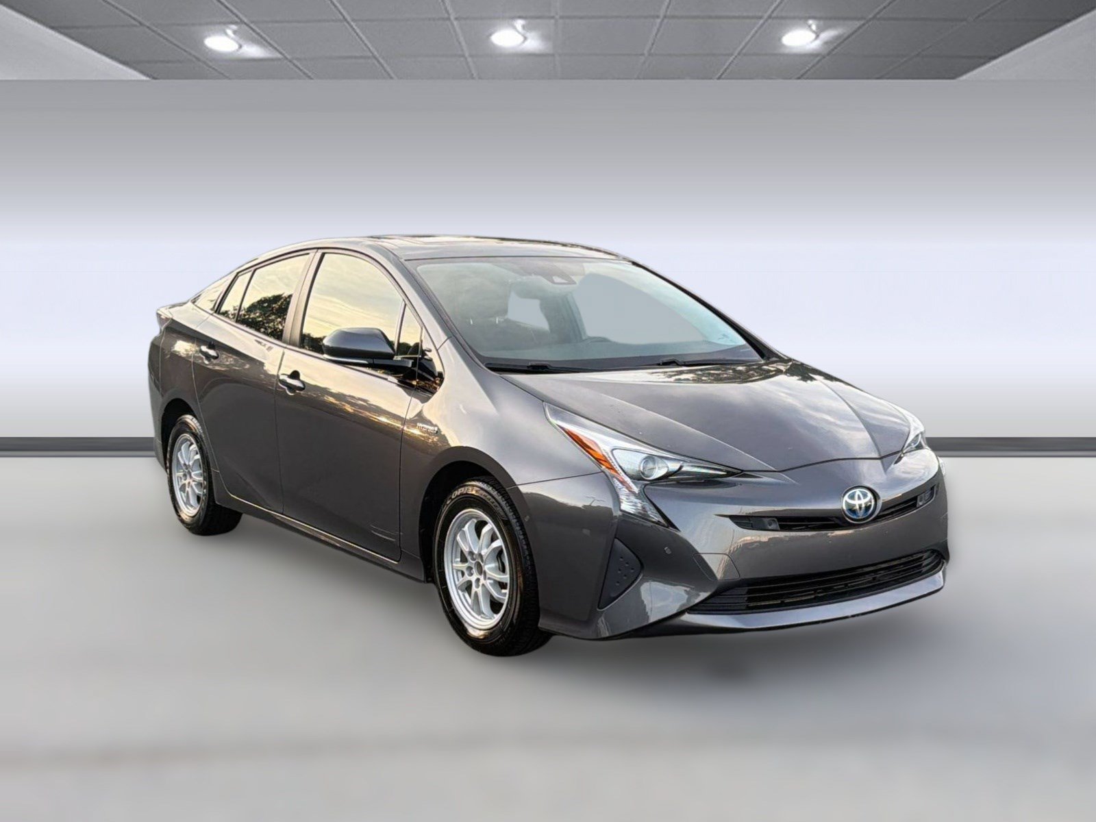 Used 2017 Toyota Prius Four w/ Advanced Technology Package FWD image 7