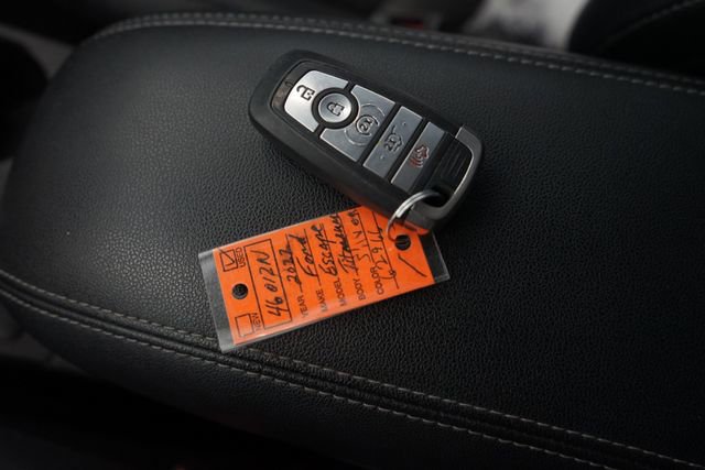 Certified 2022 Ford Escape Titanium image 22