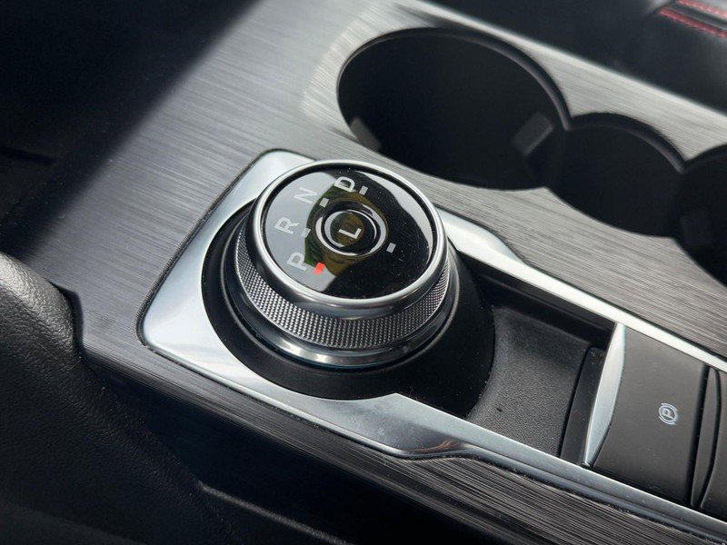 Certified 2025 Ford Escape ST-Line w/ Equipment Group 301A image 24