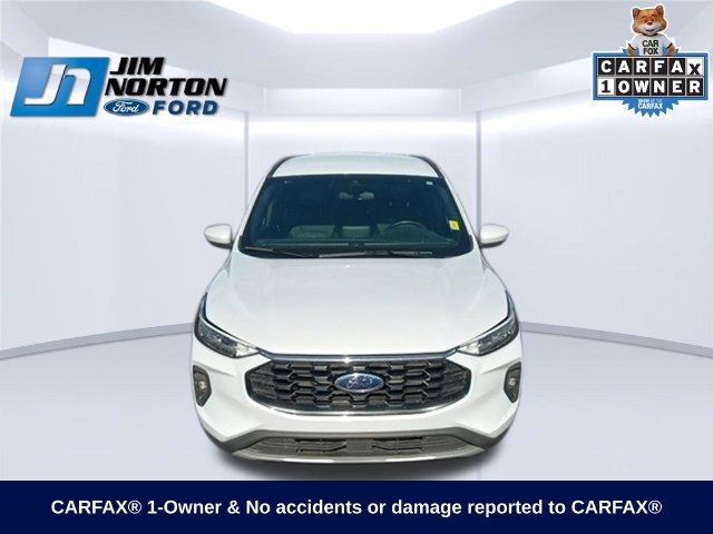 Certified 2025 Ford Escape ST-Line Select AWD/4WD image 3