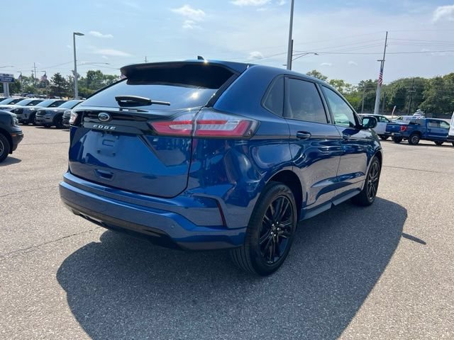 Certified 2024 Ford Edge ST-Line AWD/4WD image 4