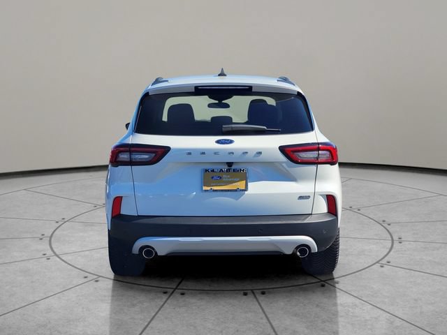 Certified 2023 Ford Escape SE FWD image 11