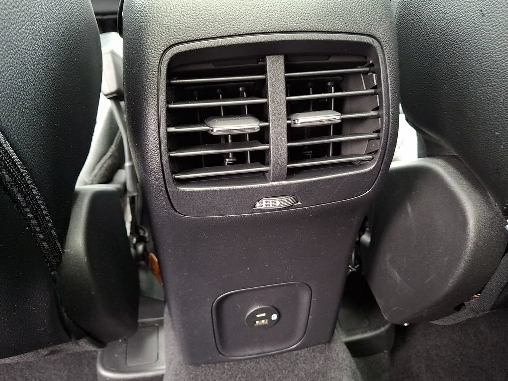 Certified 2022 Ford Escape SEL AWD/4WD image 11