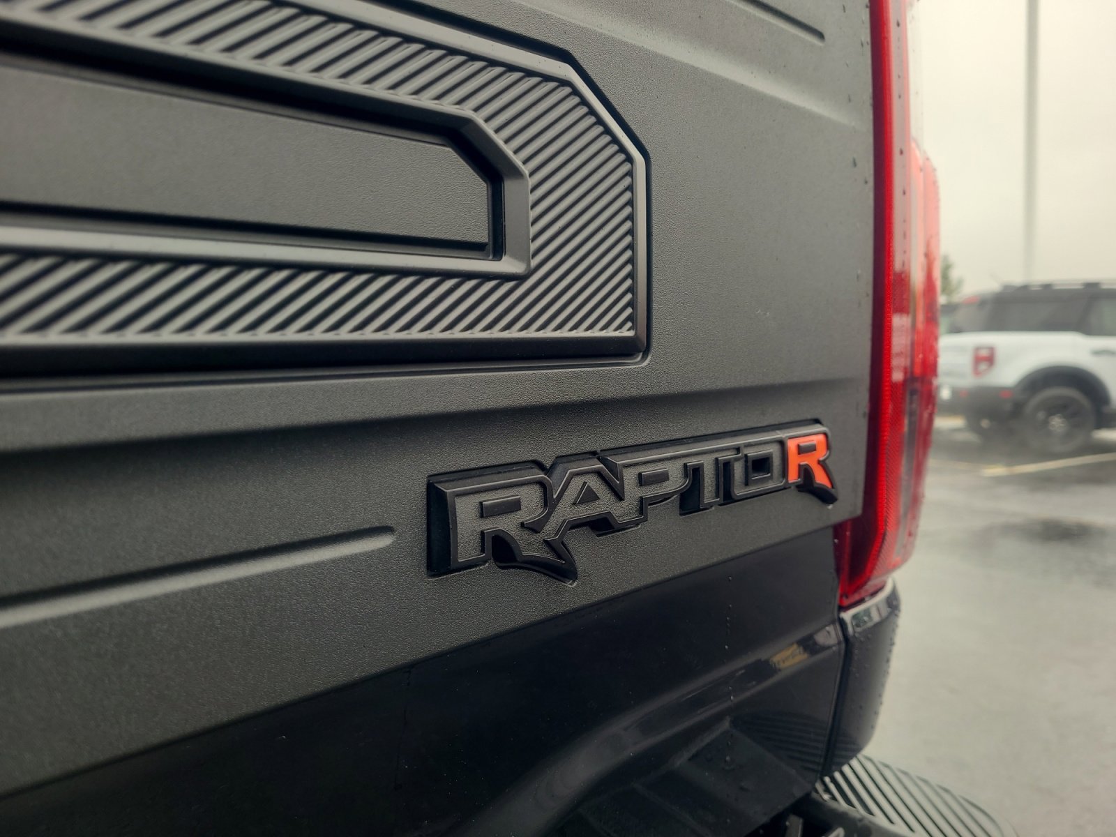 Certified 2025 Ford F150 Raptor w/ Equipment Group 803A Raptor R AWD/4WD image 24