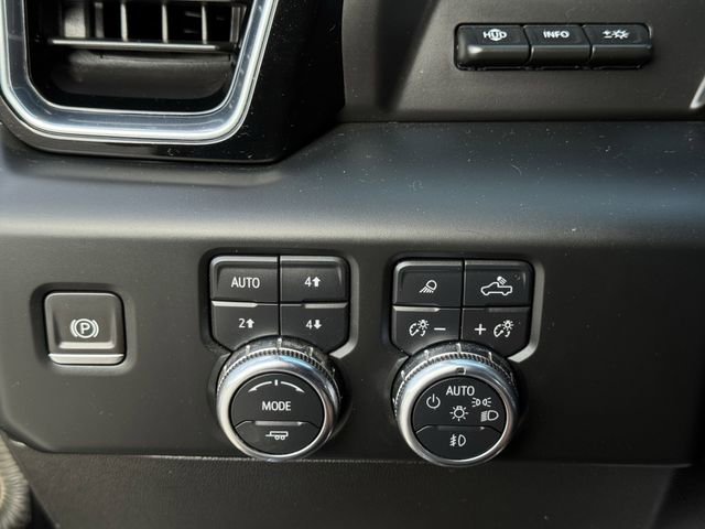 Used 2023 GMC Sierra 1500 Denali Ultimate AWD/4WD image 25