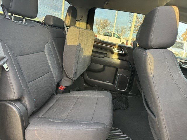 Used 2025 Chevrolet Silverado 1500 LT image 28