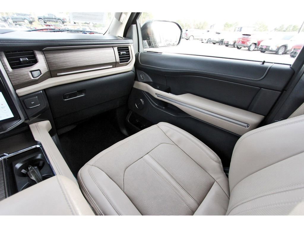 Certified 2022 Ford Expedition Max Limited image 12