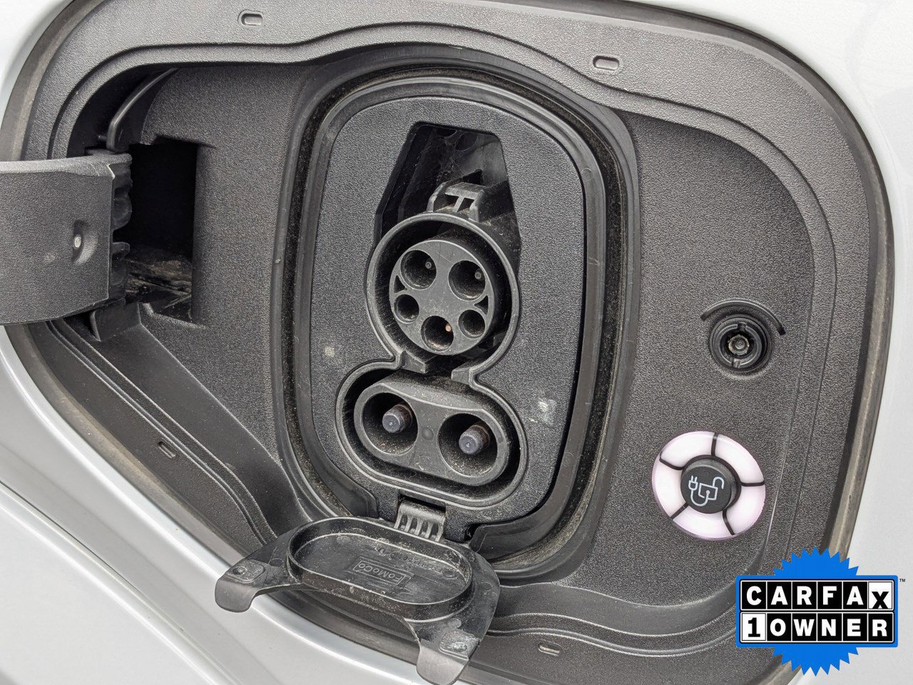 Certified 2022 Ford Mustang Mach-E GT image 13