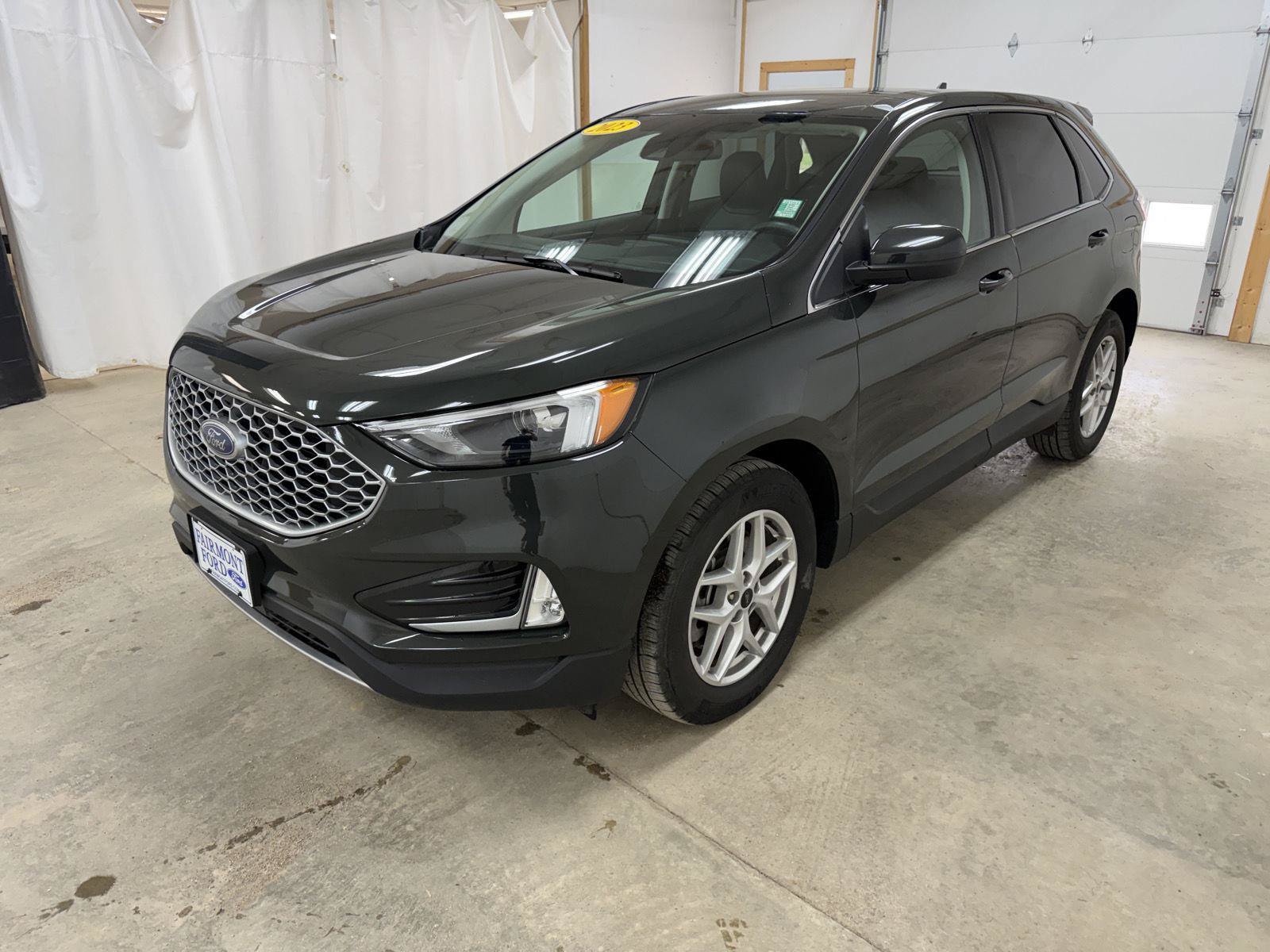 Certified 2023 Ford Edge SEL w/ Convenience Package AWD/4WD image 9