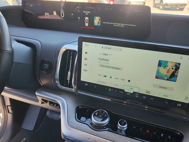Certified 2025 Ford Expedition Max Platinum AWD/4WD image 27