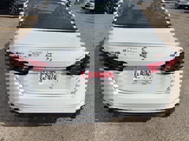 Used 2024 Nissan Altima 2.5 SR image 9