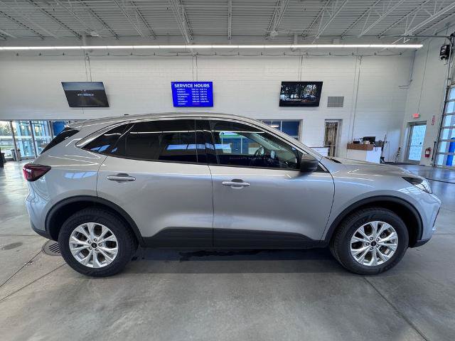 Certified 2024 Ford Escape Active AWD/4WD image 4