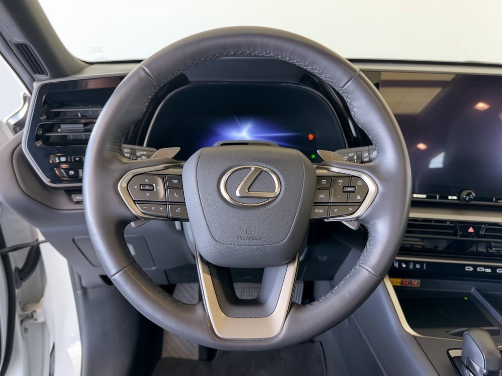 Used 2024 Lexus TX 350 FWD w/ Captains Chair Package image 10