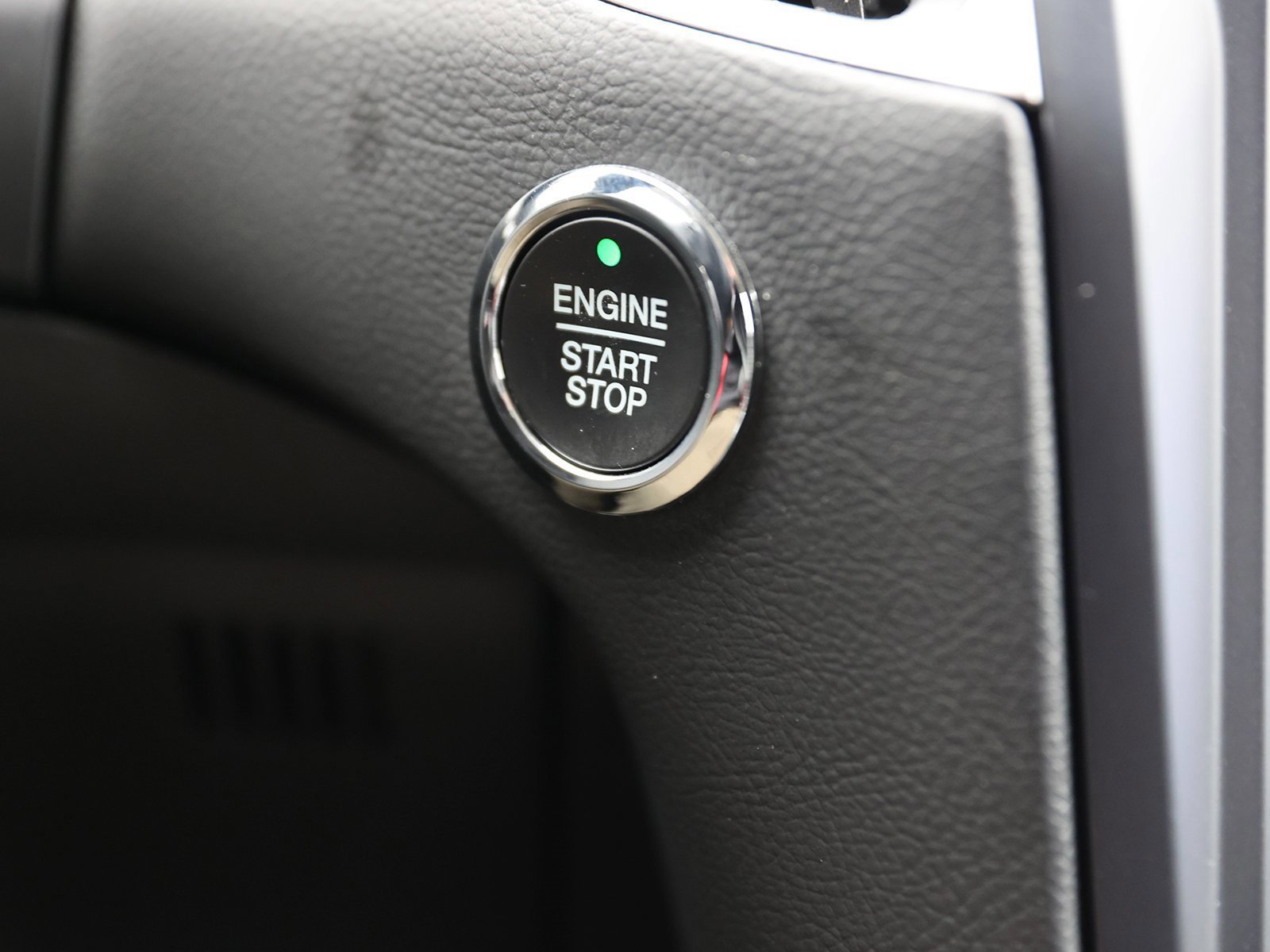 Certified 2022 Ford Edge SEL w/ Convenience Package image 31