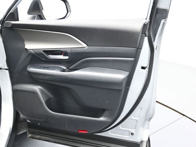 Used 2024 Toyota Grand Highlander XLE image 28