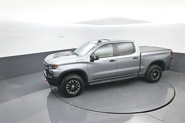 Used 2023 Chevrolet Silverado 1500 ZR2 image 18