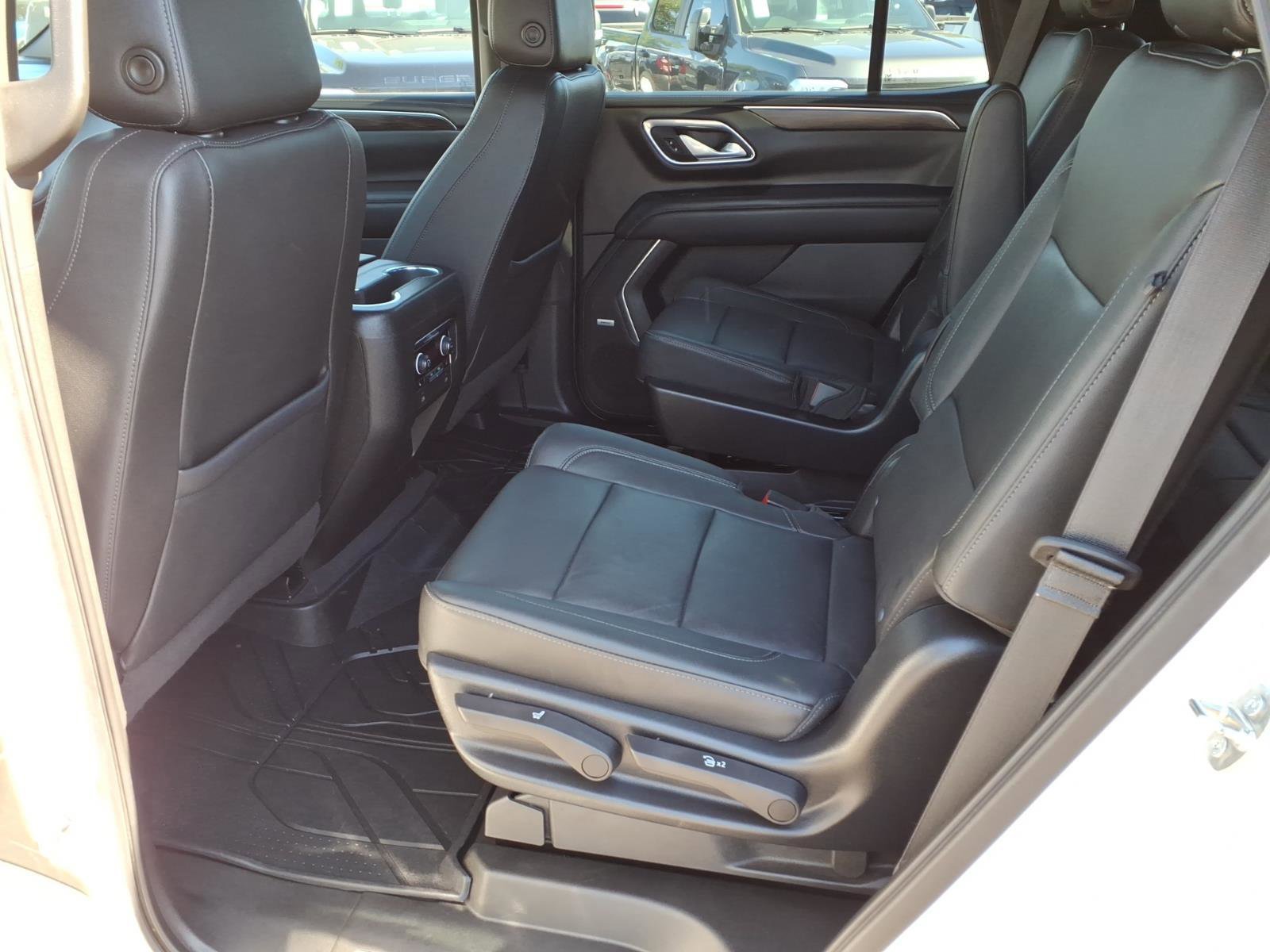 Used 2022 Chevrolet Tahoe LT w/ Luxury Package image 18