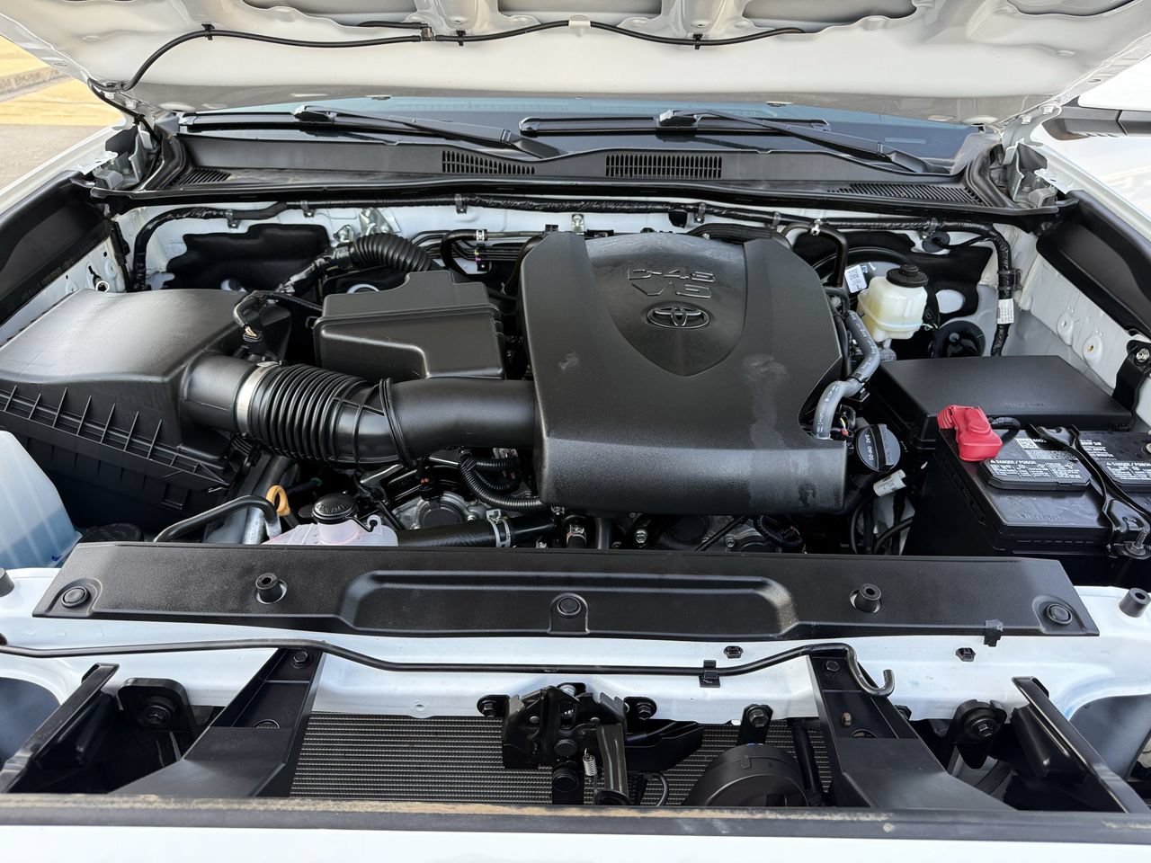 Used 2023 Toyota Tacoma TRD Sport w/ Technology Package RWD image 28