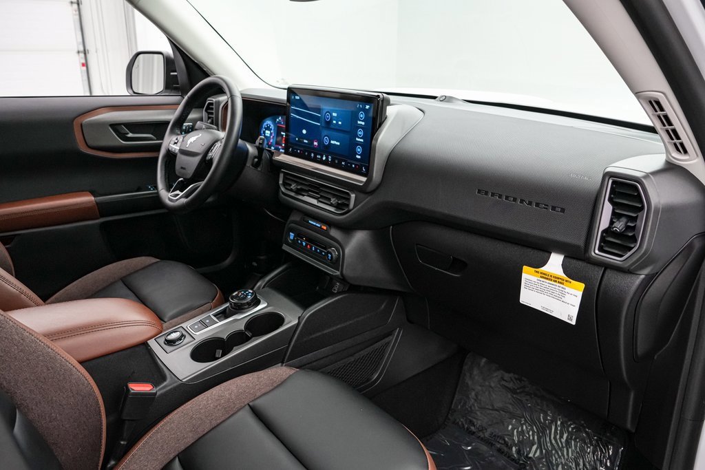 Certified 2025 Ford Bronco Sport Outer Banks w/ Outer Banks Tech Package+ image 26