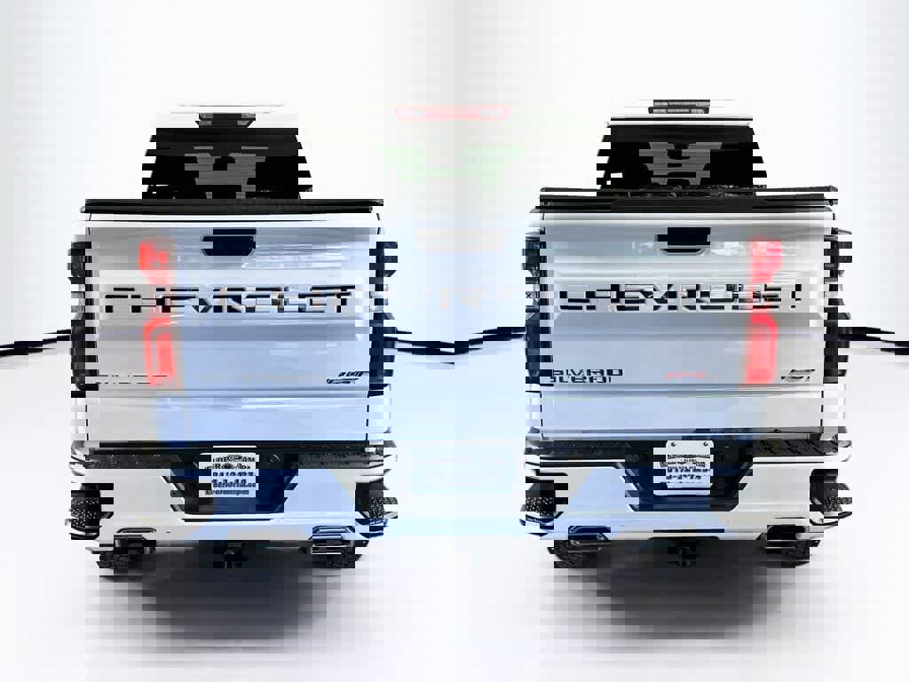 Used 2024 Chevrolet Silverado 1500 RST w/ Z71 Off-Road Package image 4