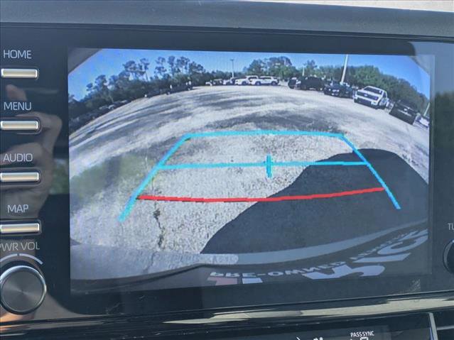 Used 2024 Toyota Sienna XLE image 12