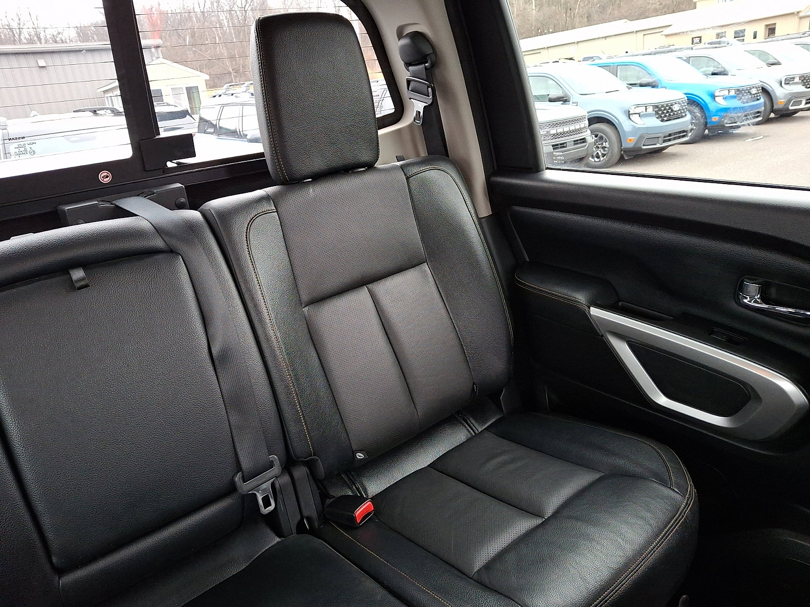 Used 2017 Nissan Titan SL AWD/4WD image 20