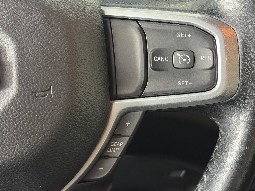 Used 2022 RAM 1500 Big Horn AWD/4WD image 18