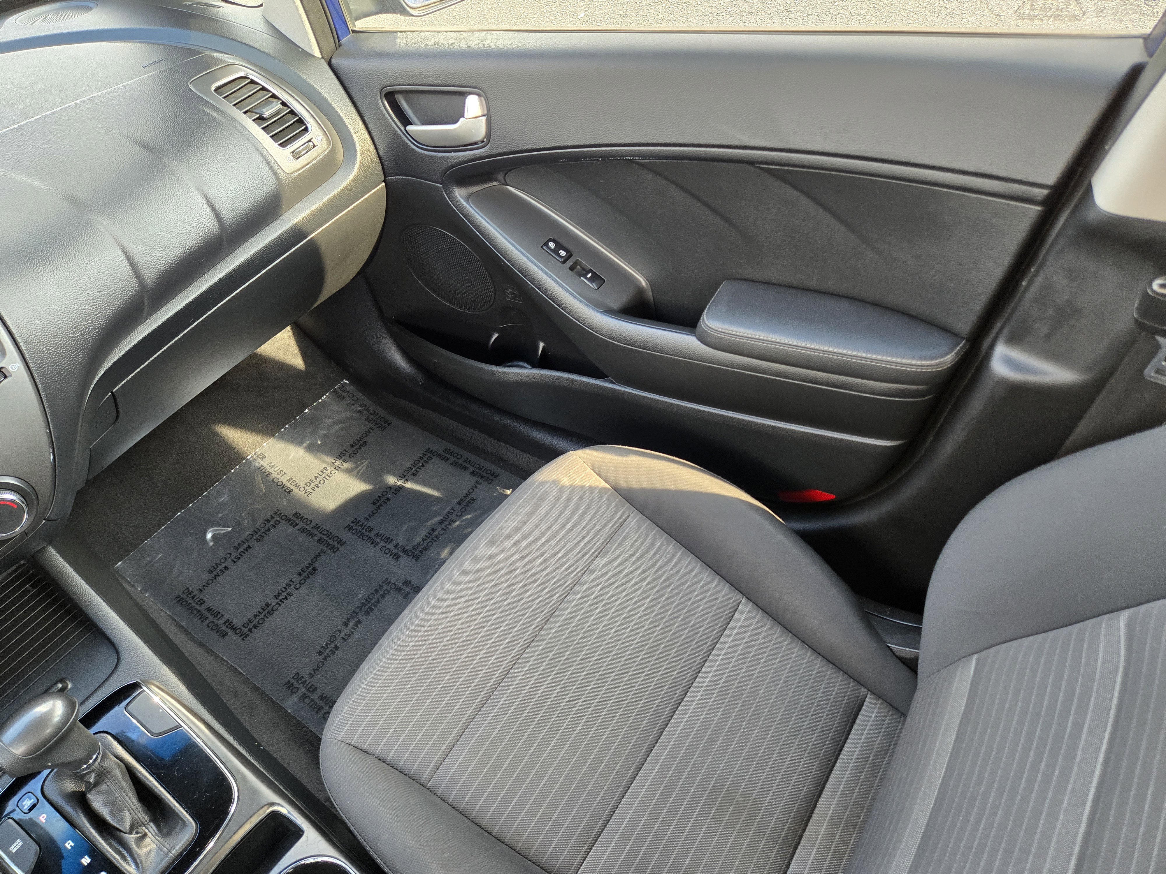 Used 2018 Kia Forte LX w/ LX Popular Package image 13