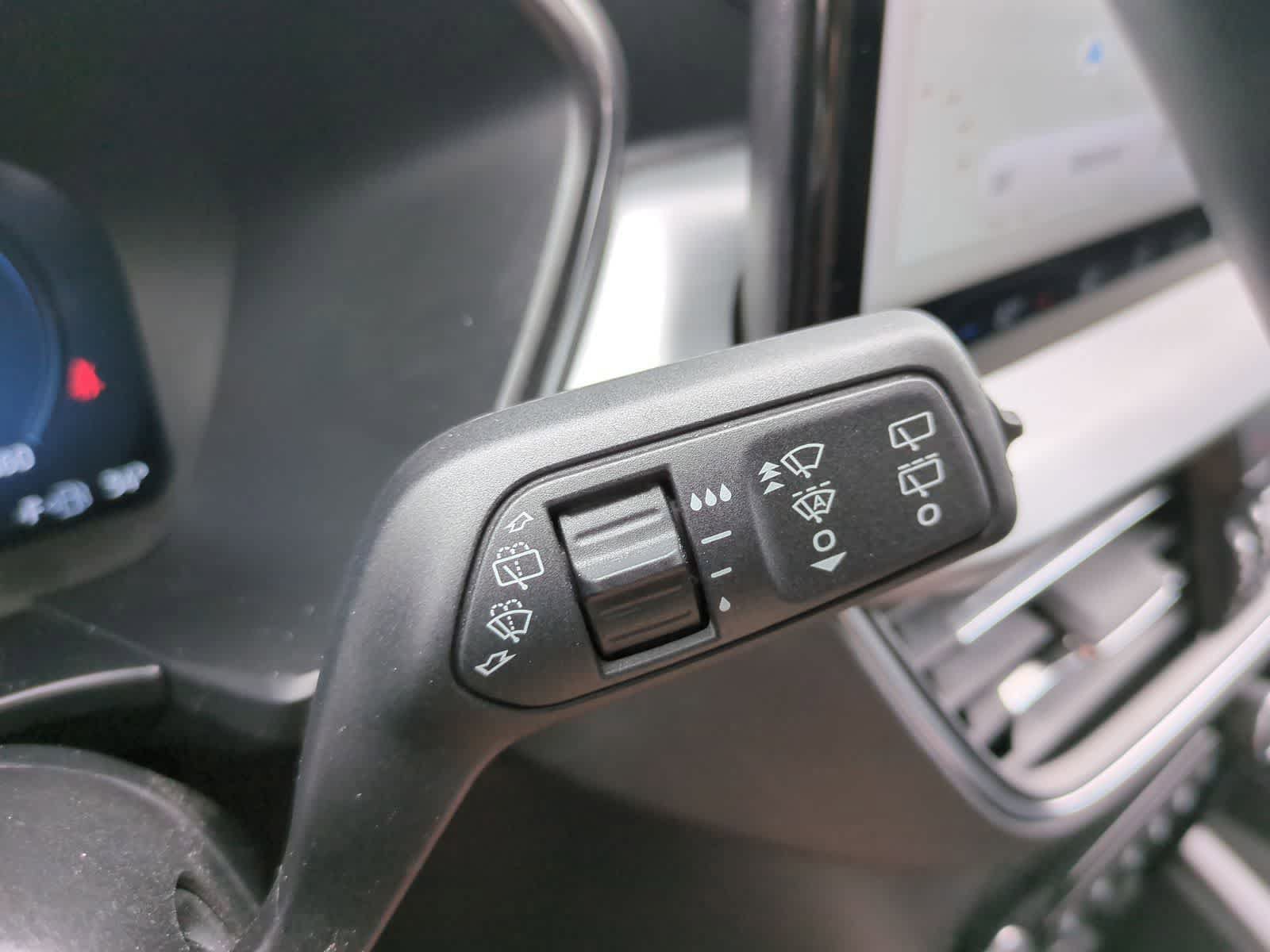 Certified 2023 Ford Escape Platinum w/ Premium Technology Package AWD/4WD image 25