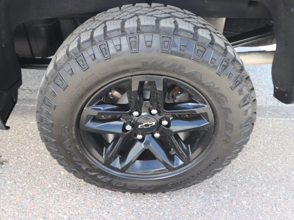 Used 2021 Chevrolet Silverado 1500 Custom Trail Boss image 17