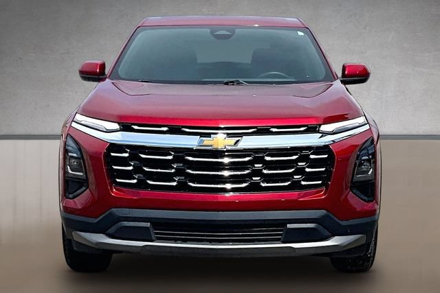 Used 2025 Chevrolet Equinox LT AWD/4WD image 3