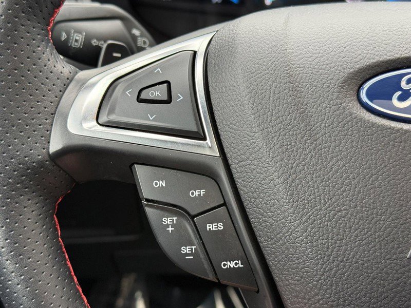 Certified 2023 Ford Edge ST-Line w/ Class II Trailer Tow Package image 19