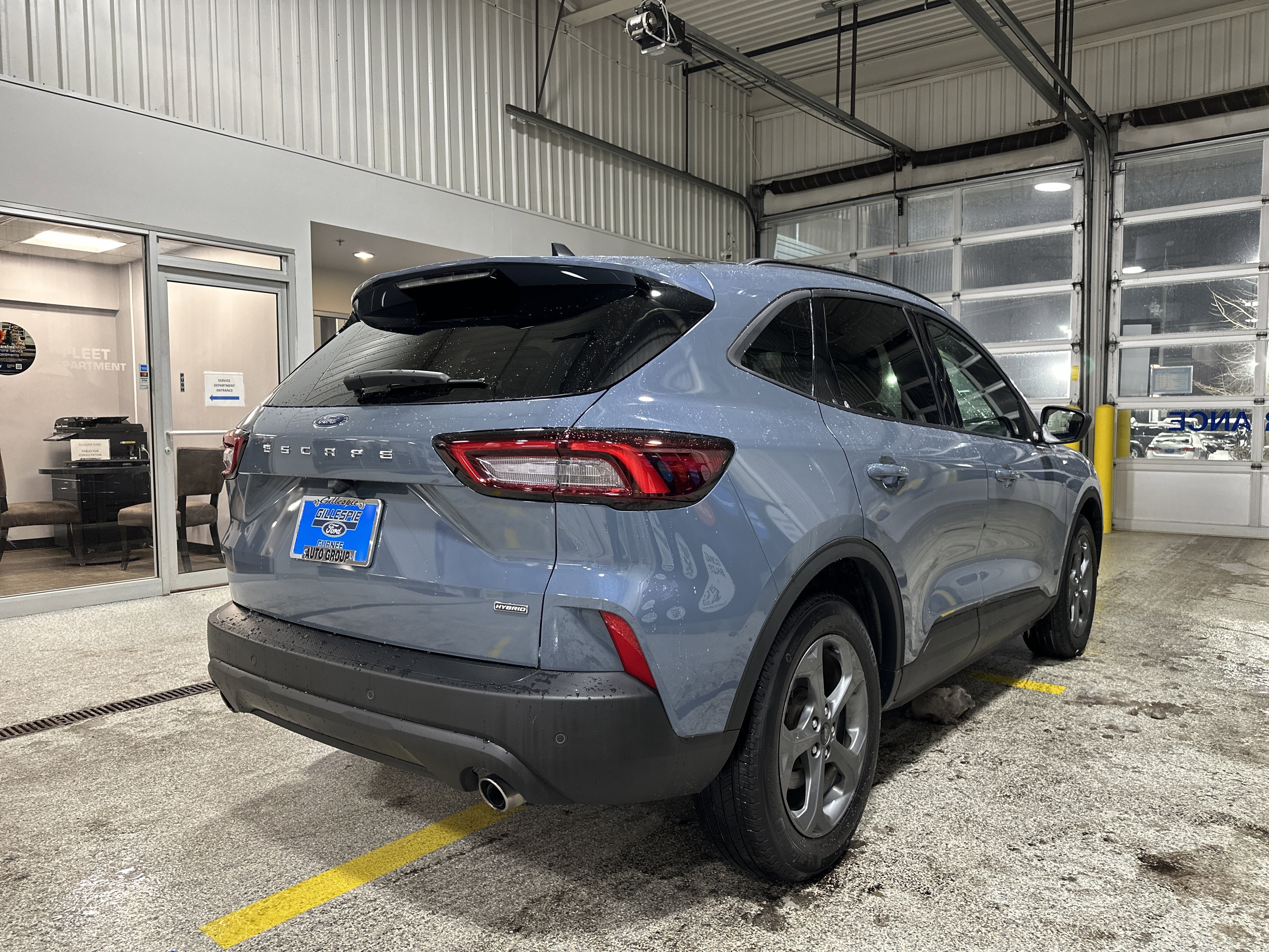 Certified 2025 Ford Escape ST-Line w/ Equipment Group 301A image 3