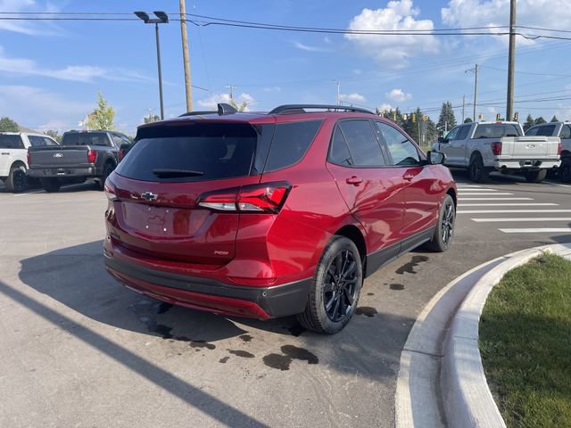 Used 2023 Chevrolet Equinox RS FWD image 4